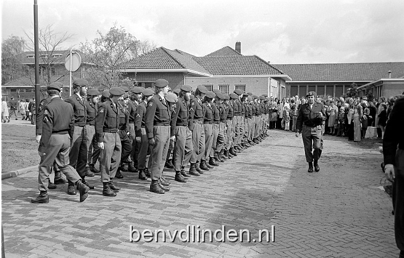 fotokoninginnedag1975001.jpg