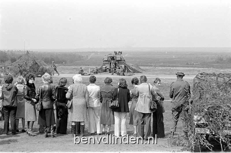 fotokoninginnedag1975054.jpg