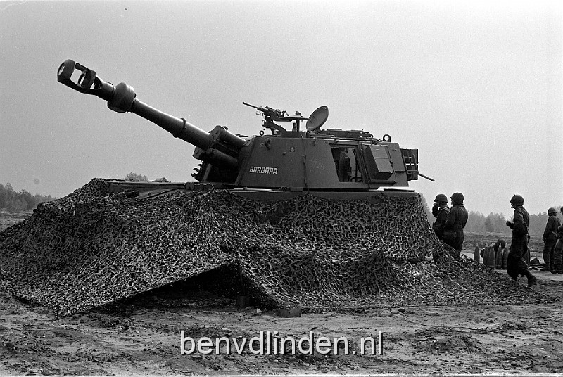 fotokoninginnedag1975040.jpg