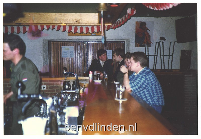 Afbeelding-73.JPG - De compagniesbar. Biertje 30 pfennig