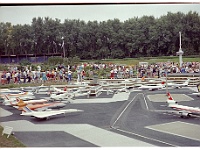 foto0027  de luchthaven, destijds was deze een stuk kleiner.