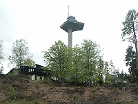 PICT2242  Naar de Pyramidenkogel waar moeder en ik ook heengewandeld waren toen we 1983 in Reifnitz waren. Van de stieren onderweg wist ze nog wel maar de toren en uitzicht daar was ze niet meer bekend mee