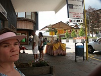 PICT2898  En nog een foto in Tarvisio (bekend om zijn ledermarkt). Leuke winkelstraat, kan je zo parkeren voor 30 ct/uur en vrijparkeren van 13-15h (winkels zijn dan dicht). coordinaten N46.50540,E13.57849