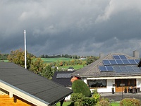 IMG 0270  Gönnersdorf, Henn ferienhäuser. Uitzicht vanuit huisje Thomas. Slecht weer op komst, ja.