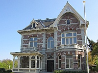 IMG 1099  Mooie villa, niet ons huisje dus
