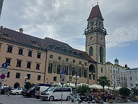 PICT3558 1  voorplein in passau, langs de donau