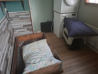 20250521 134725  honden slaapplaats in ons huisje, incluis de was en dryer